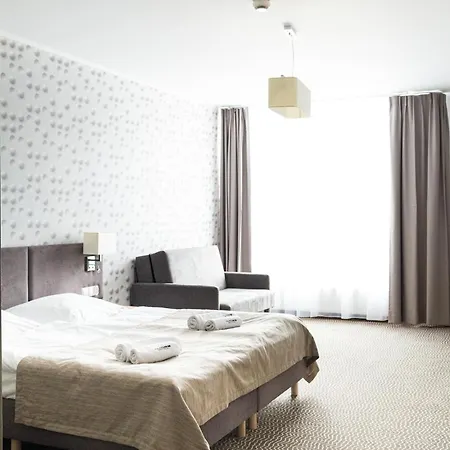 Akces Medical Fit&spa Basen, Sauna, Jacuzzi I Siłownia W Cenie Dźwirzyno