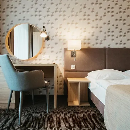 Akces Medical Fit&spa Basen, Sauna, Jacuzzi I Siłownia W Cenie Dźwirzyno