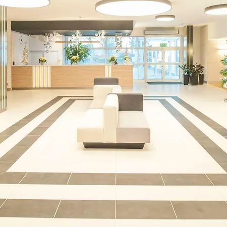 Akces Medical Fit&spa Basen, Sauna, Jacuzzi I Siłownia W Cenie Ośrodek wypoczynkowy